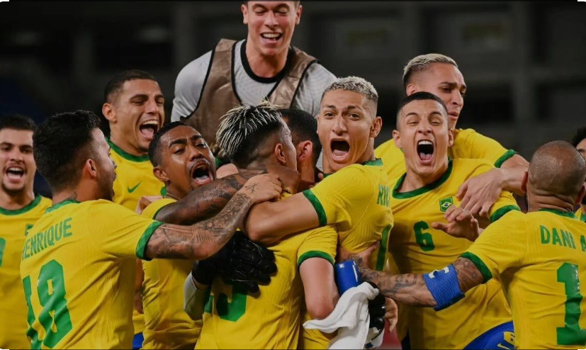 巴西：梅西对手是乌拉圭，2.35亿中轴线不容小觑